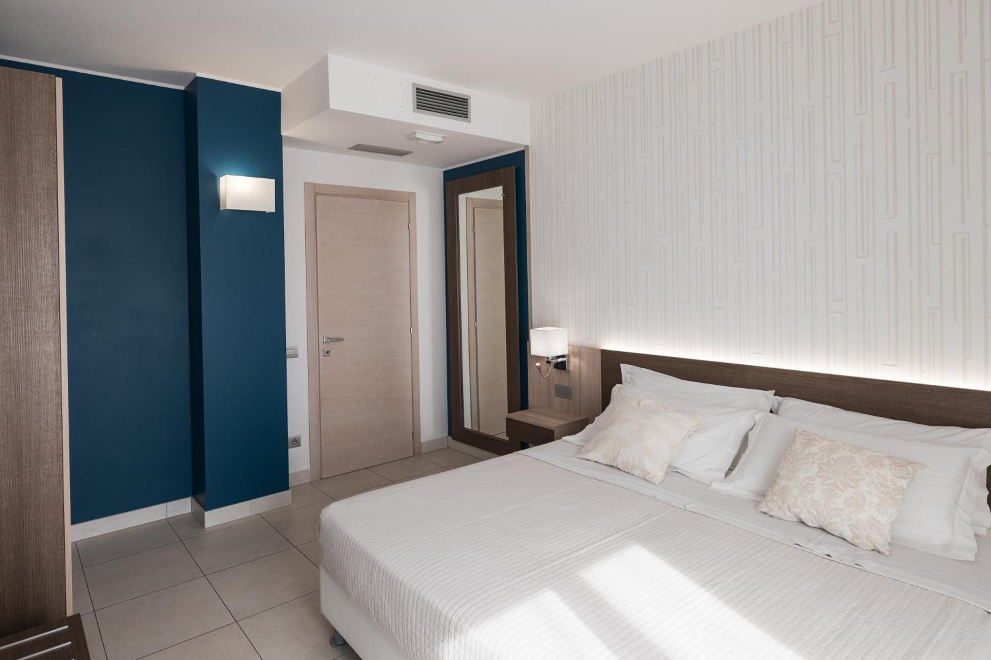 Hotel Palmensis Marina Palmense Esterno foto